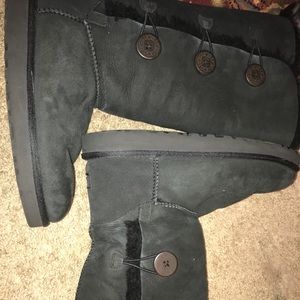 Black Hightop Uggs